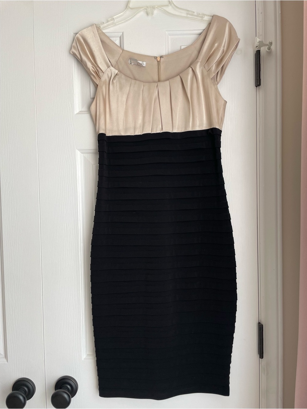 London Times Cream and Black Two-Tone Midi Sheath Dress